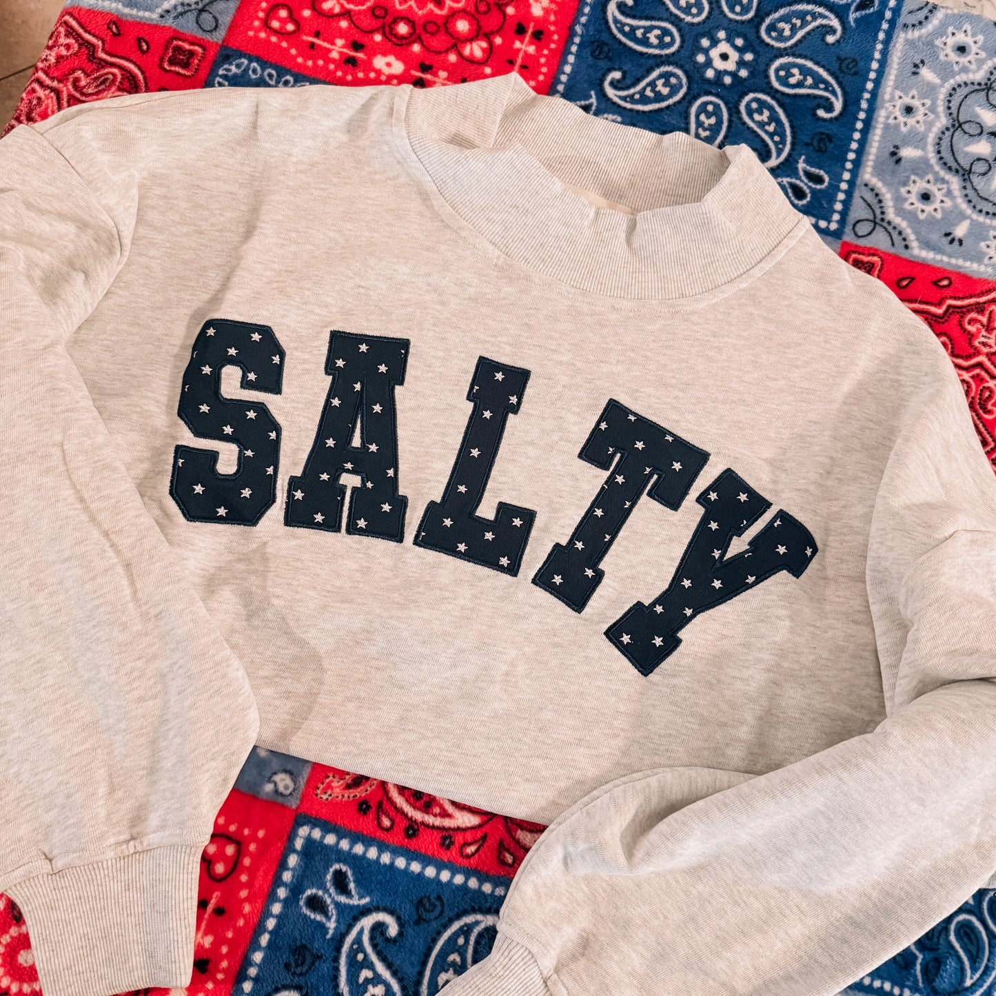 Salty Mock neck